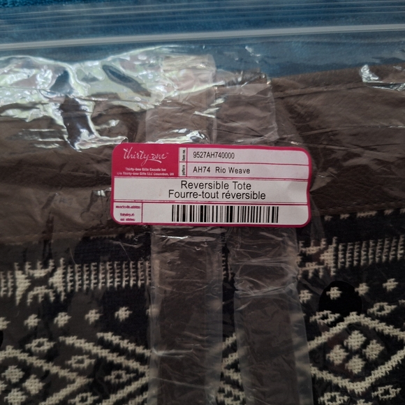 Thirty-one Rio Weave Reversible Tote NWT - Picture 2 of 3